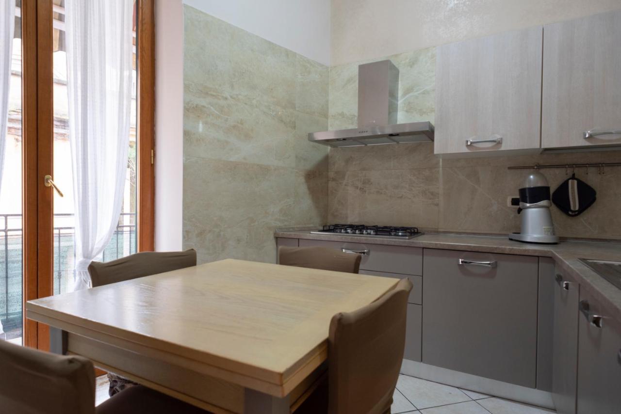 Spaccanapoli Home Екстериор снимка